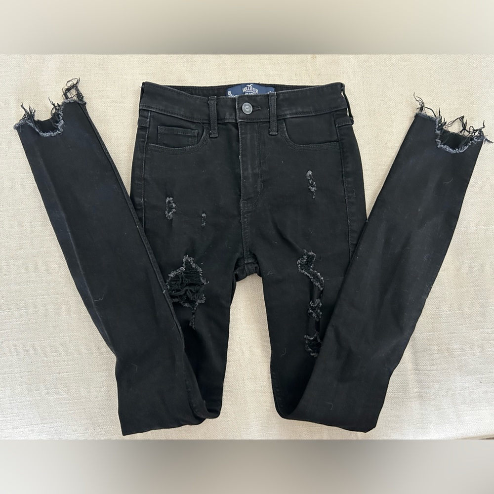 Hollister black ripped high rise skinny jeans